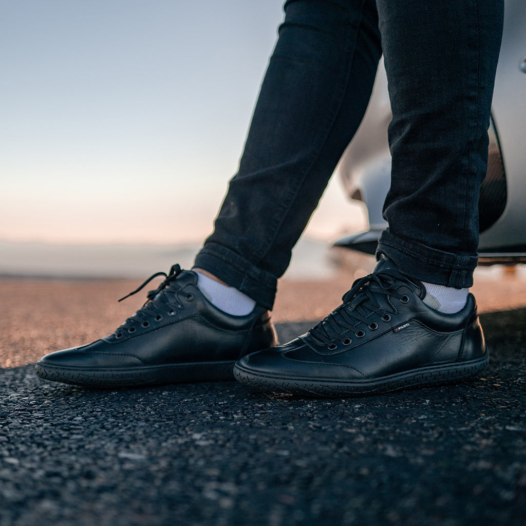Men's Suede Shift Driving Sneaker White Piloti
